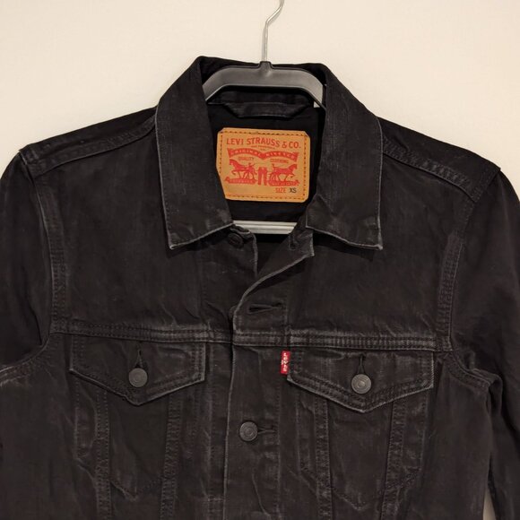 Men's Levi's Jeans X Jo Koy Black Jean Jacket From Ghetto to Getty Sz‎ XS - Picture 4 of 4
